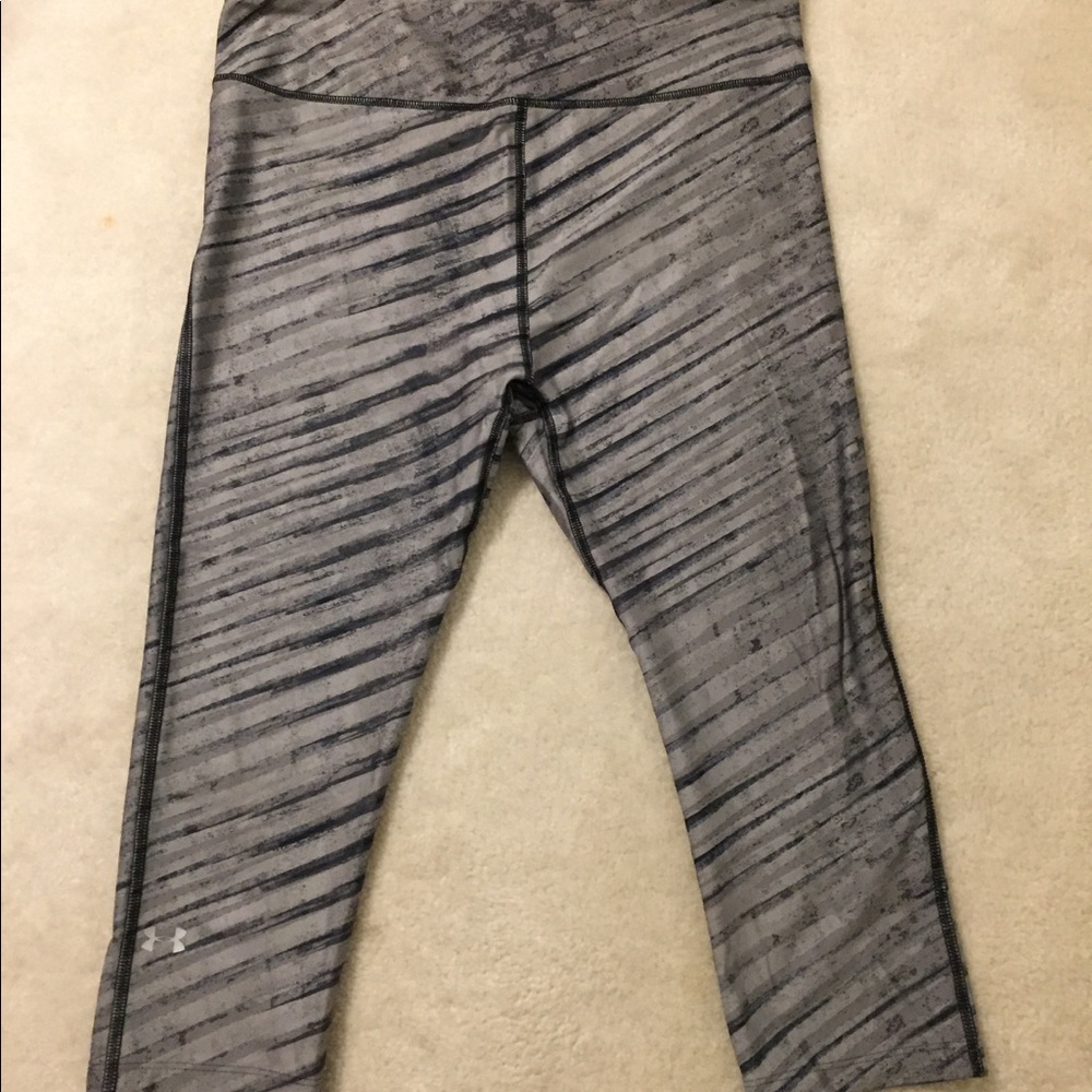 NEVER WORN ⚡️ Under Armour Compression Leggings