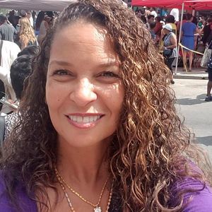 Meet your Posher, Renee