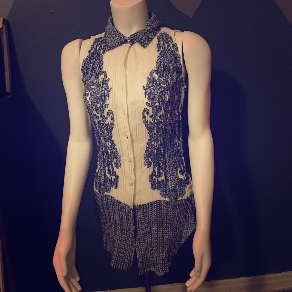 Gorgeous 😍 collared tank