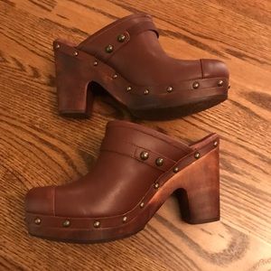 UGG Clogs (Mules), Size 9, Leather, Fur Lined 