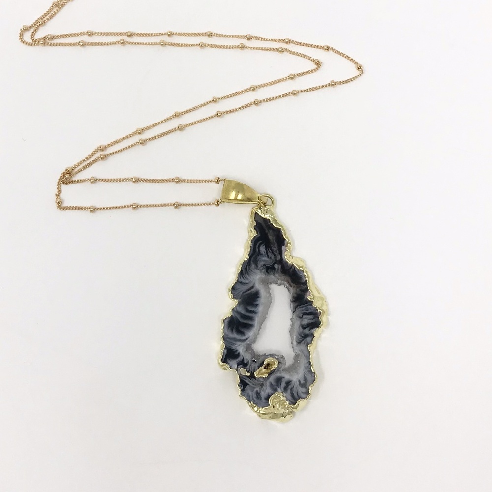 NWT Geode & Yellow Gold Necklace