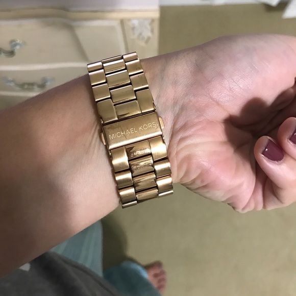 Runway rose gold michael kors watch