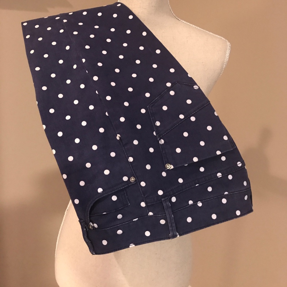 Adorable polka dot jeans 👖