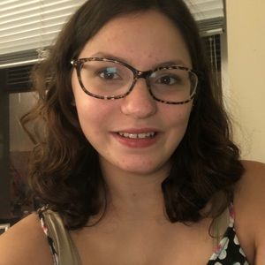 Meet your Posher, Nichole