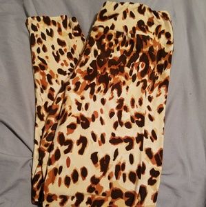 Lularoe animal print leggings