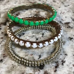 Trio bracelets green white gold tone form