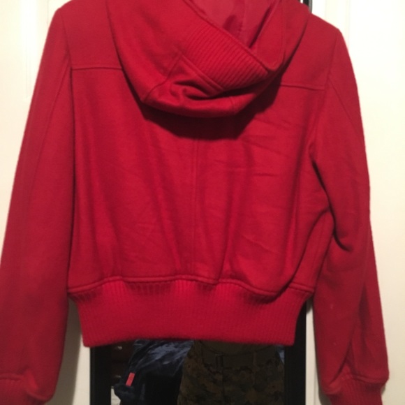 Red Coat - Picture 3 of 3