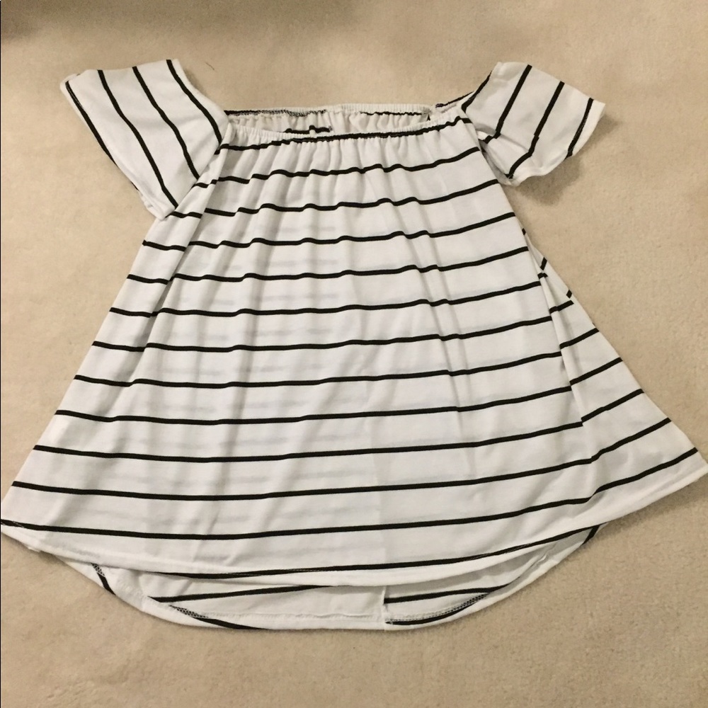 Striped Shirt with Unattached T-Shirt Sleeves