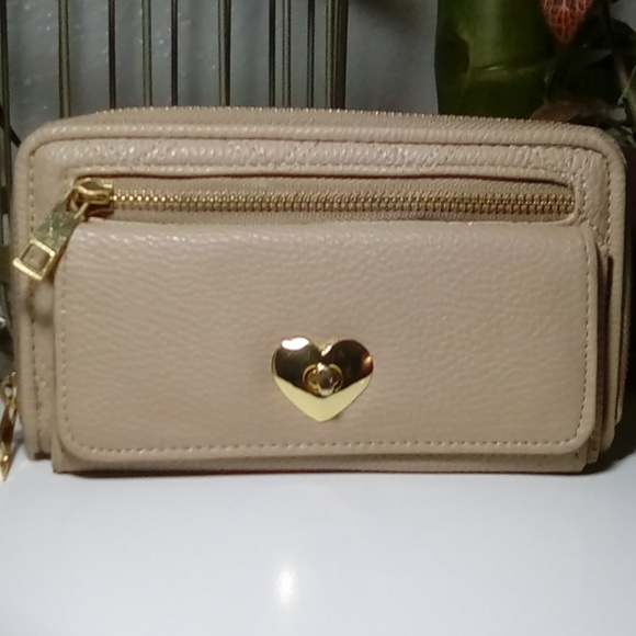 Beige & Gold Women's Wallet  NEW - Picture 1 of 3