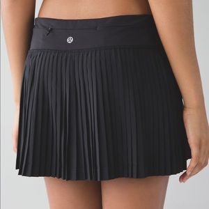 Lululemon Pleat to Street tennis skirt
