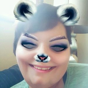 Meet your Posher, Dana