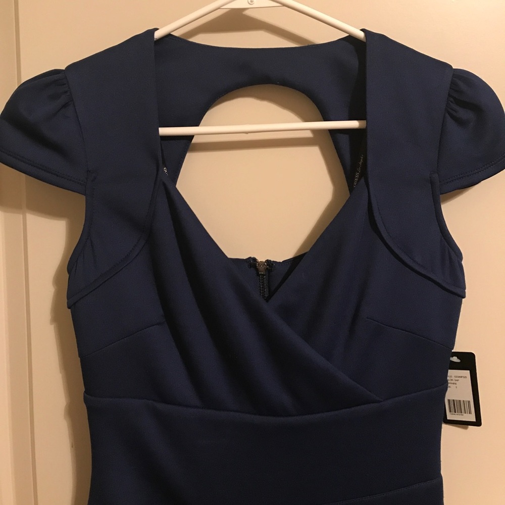 🌸NWT🌸Guess navy blue dress