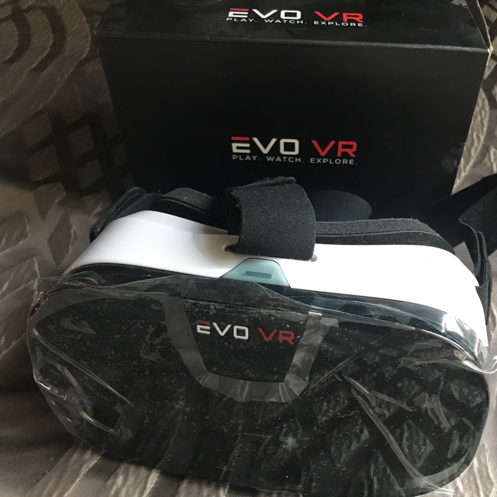 Evo VR virtual reality glasses