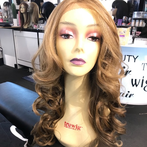 Wig Long Beautiful Blonde Mix Swisslace Lacefront main image 4
