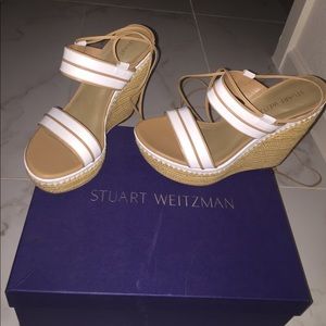 PRICE LOWERED ❤️ Stuart Weitzman Strappy Wedges