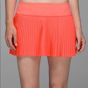 Lululemon Pleat to Street tennis skirt