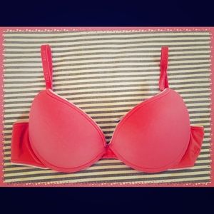 ‼️Sold‼️Aerie by American Eagle size 34A 🌺