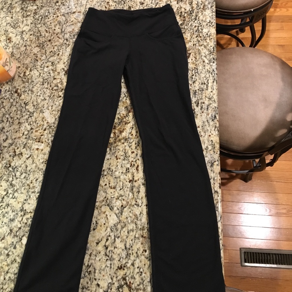 Black Lululemon Yoga Pants