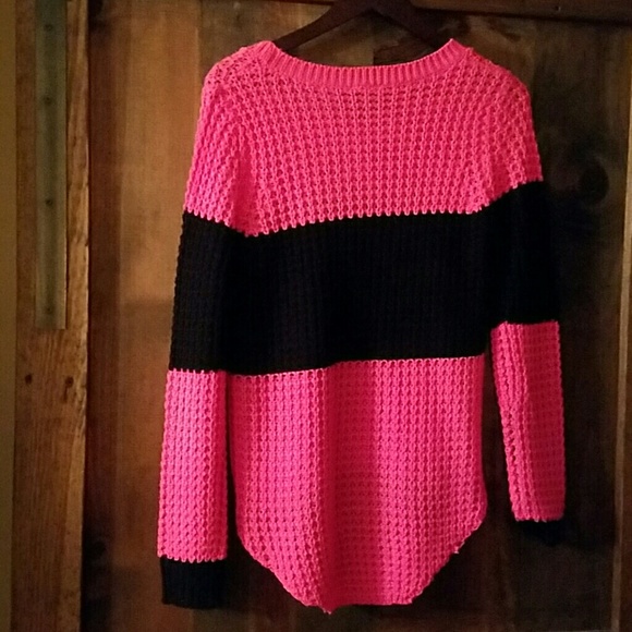 Rue21 sweater like new! - Picture 4 of 4