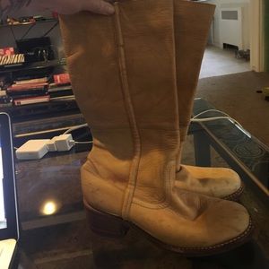 Golden yelllow Frye cowboy boots