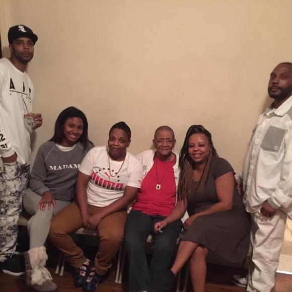 Meet your Posher, Ashanti - Picture 1 of 1