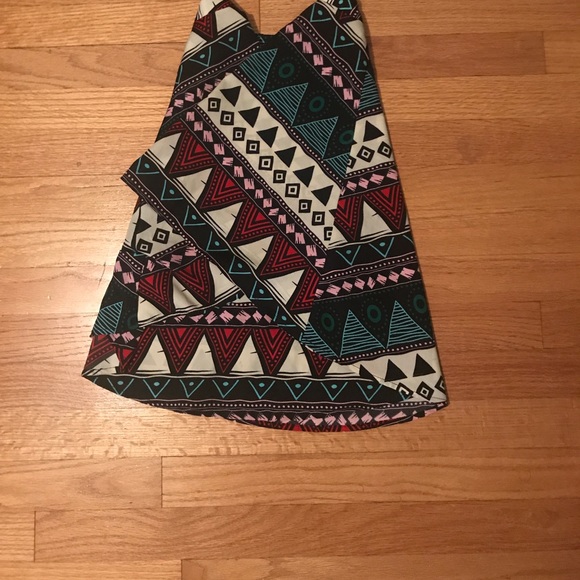 Abstract Crop Top - Picture 4 of 5