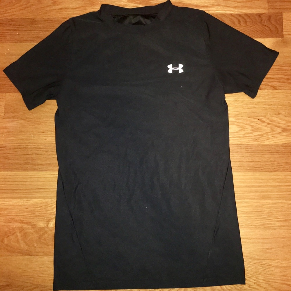 UNDER ARMOUR NEVER WORN