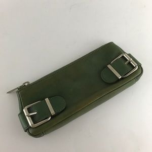 Banana Republic Bags - Banana Republic Green Clutch Banana Republic Bags - Banana Republic Green Clutch