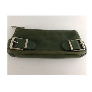 Banana Republic Bags - Banana Republic Green Clutch Banana Republic Bags - Banana Republic Green Clutch