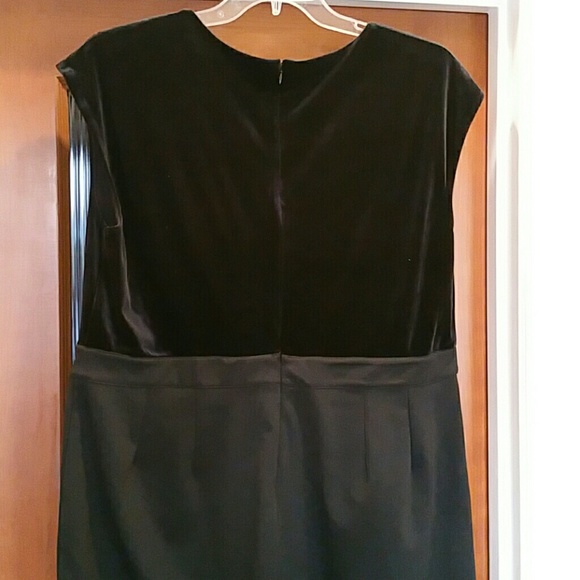 CHARTER CLUB BLACK VELVET DRESS - Picture 3 of 4