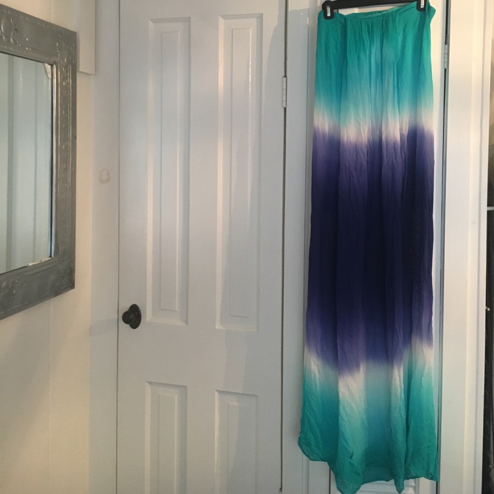 Strapless watercolor Maxi Dress