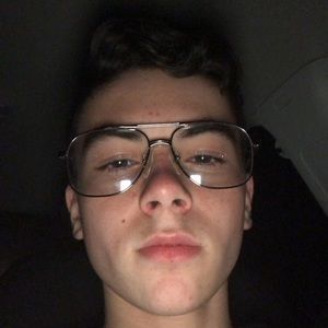 Meet your Posher, Thomas