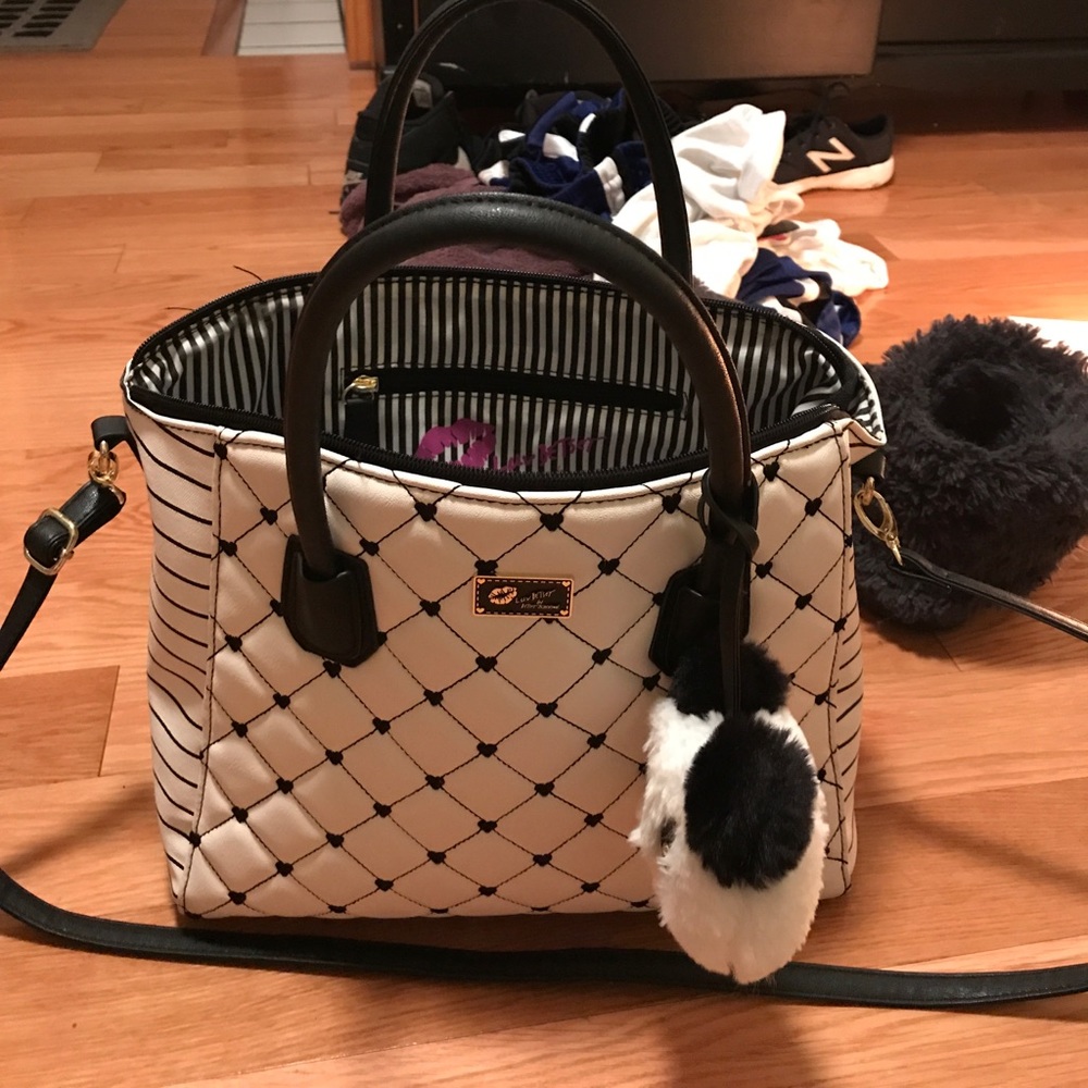 Large Betsey Johnson Bag !