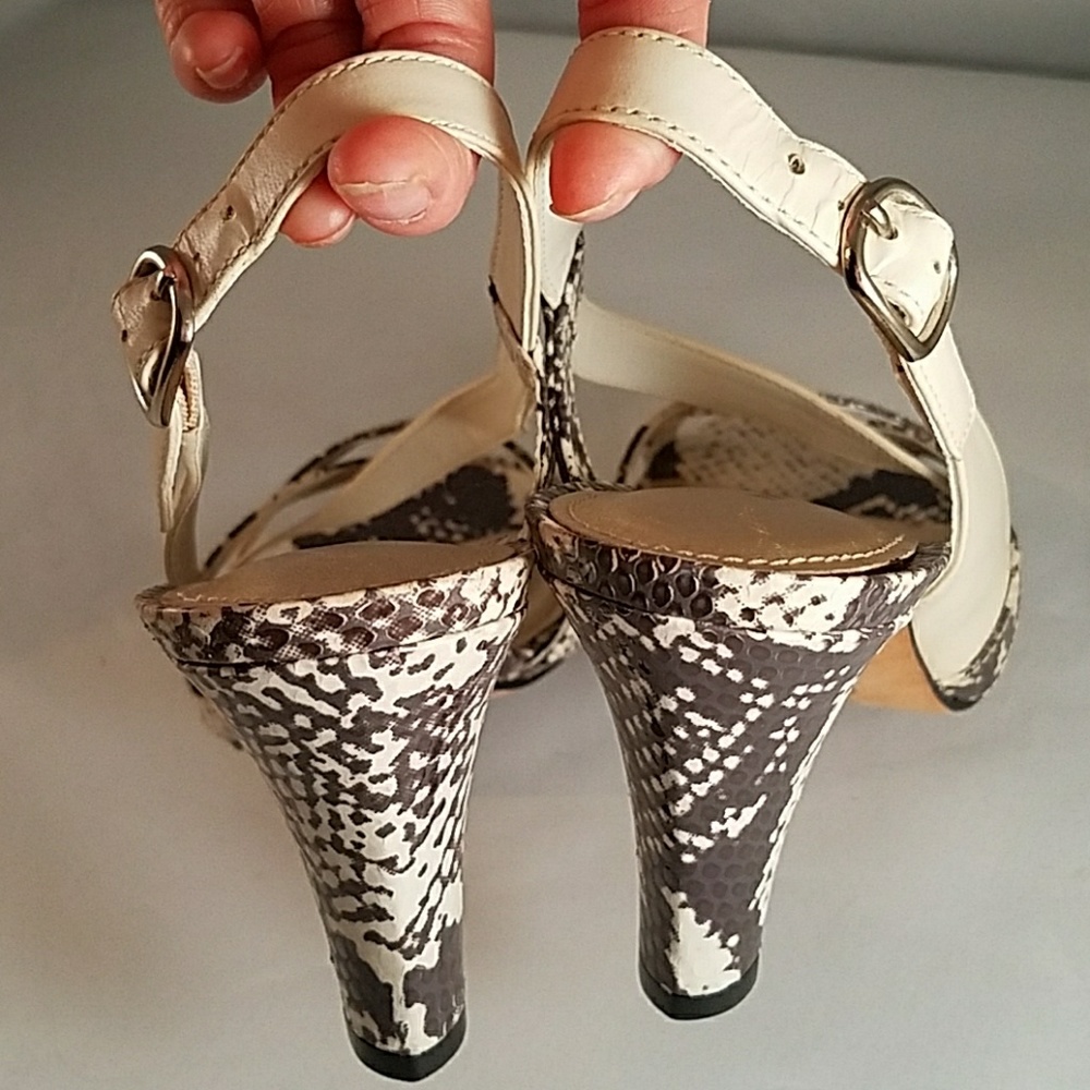 Antonio Melani Faux Snakeskin Strappy Heel NWT - Picture 4 of 8