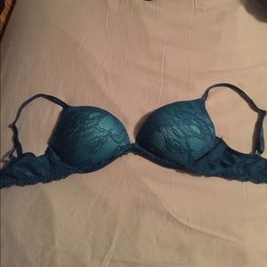Victoria's Secret Lacy Push-up Bra