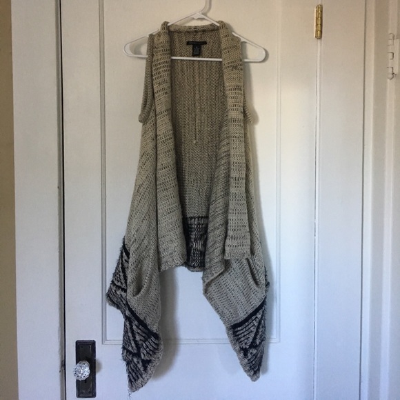 BCBGMaxAzria Sweaters - BCBG knit asymmetrical vest