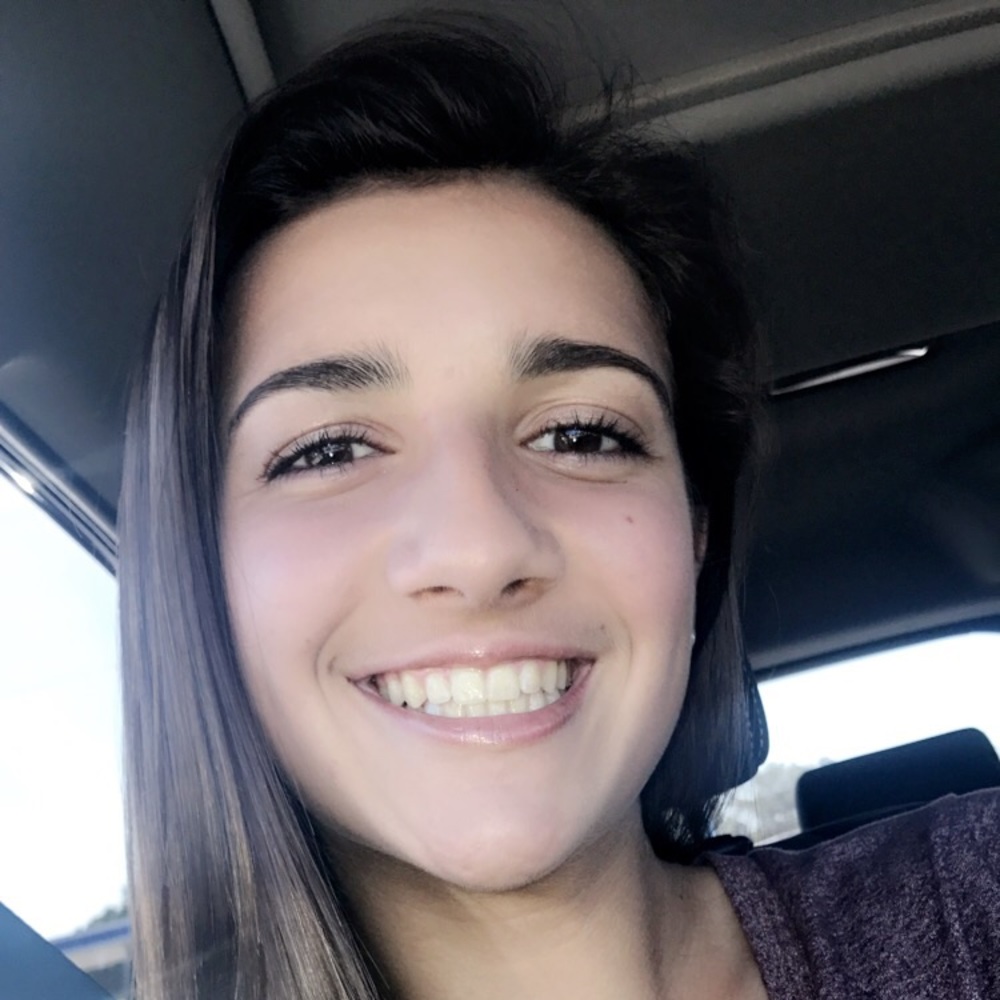 Meet your Posher, Lauren