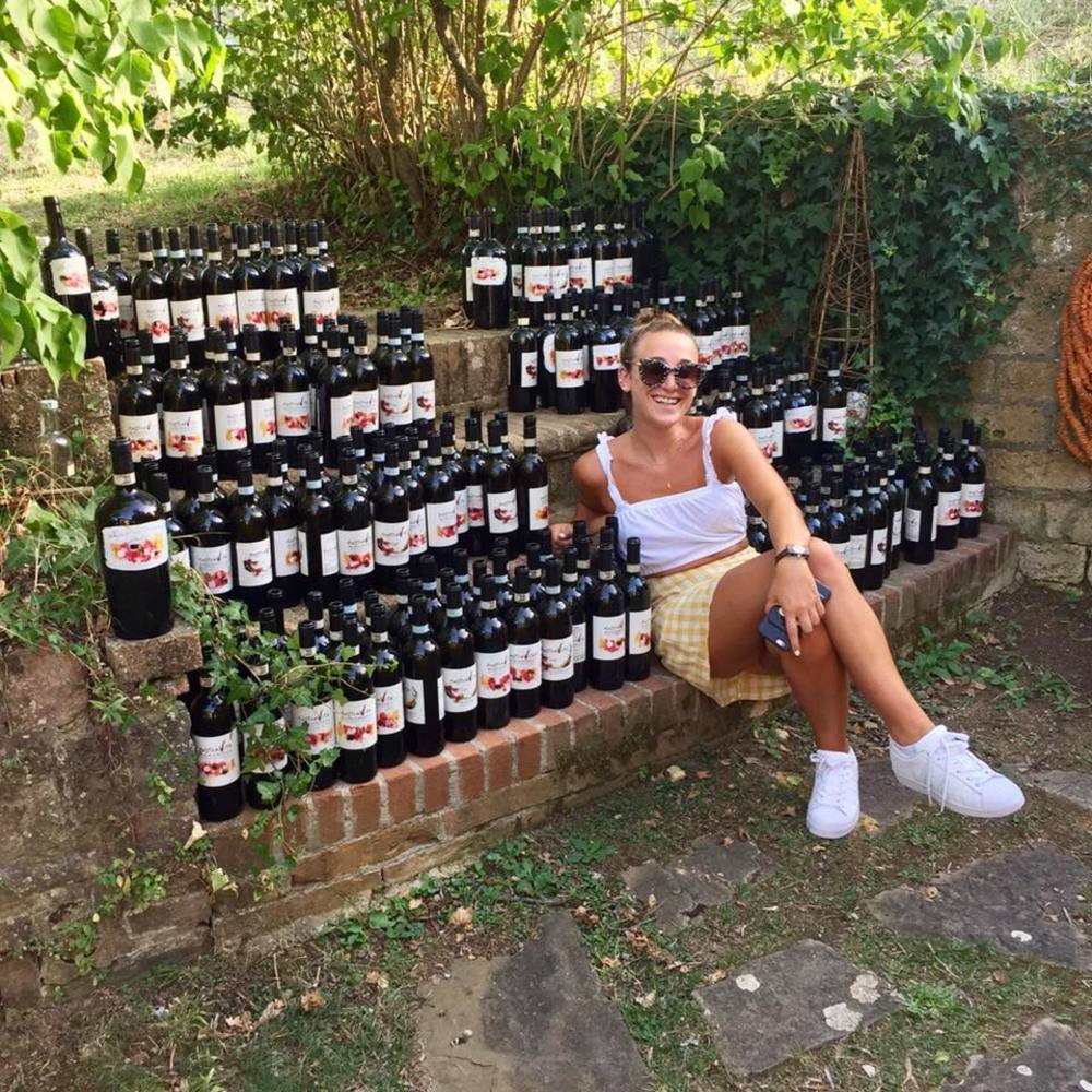 Meet your Posher, Ally