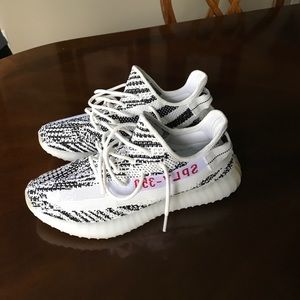 Yeezy Boost 350 V2 “Zebras”