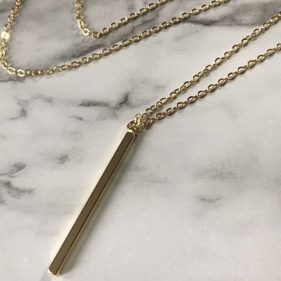 Minimalist Dainty 18K Gold Bar Delicate Necklace - Picture 6 of 7