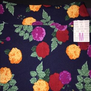 LuLaRoe Cassie Pencil Skirt