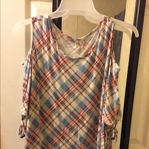 Very simple but cute top