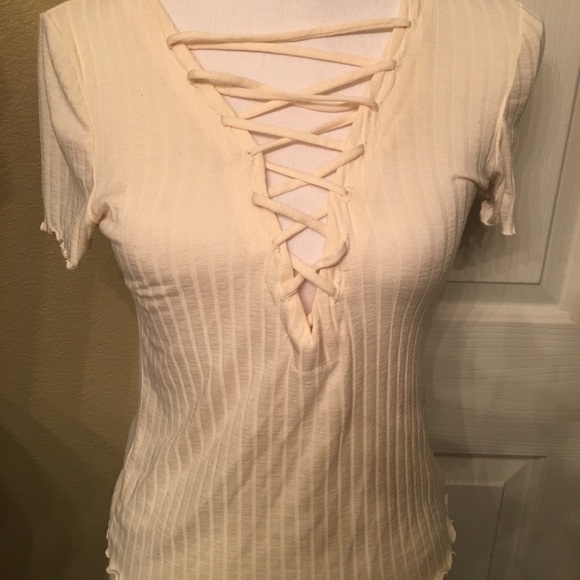 URBAN OUTFITTERS Cute Lace up front Sz M - Picture 1 of 6