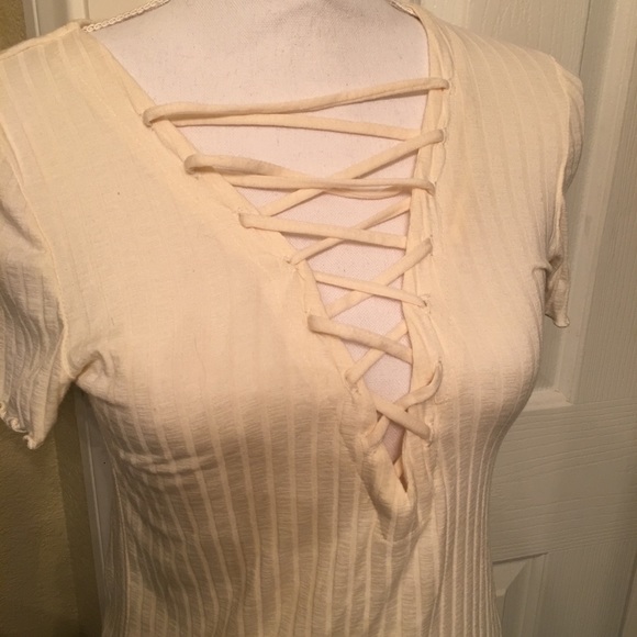 URBAN OUTFITTERS Cute Lace up front Sz M - Picture 6 of 6