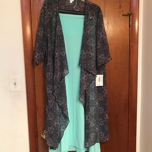 NWT Large Lularoe Shirley