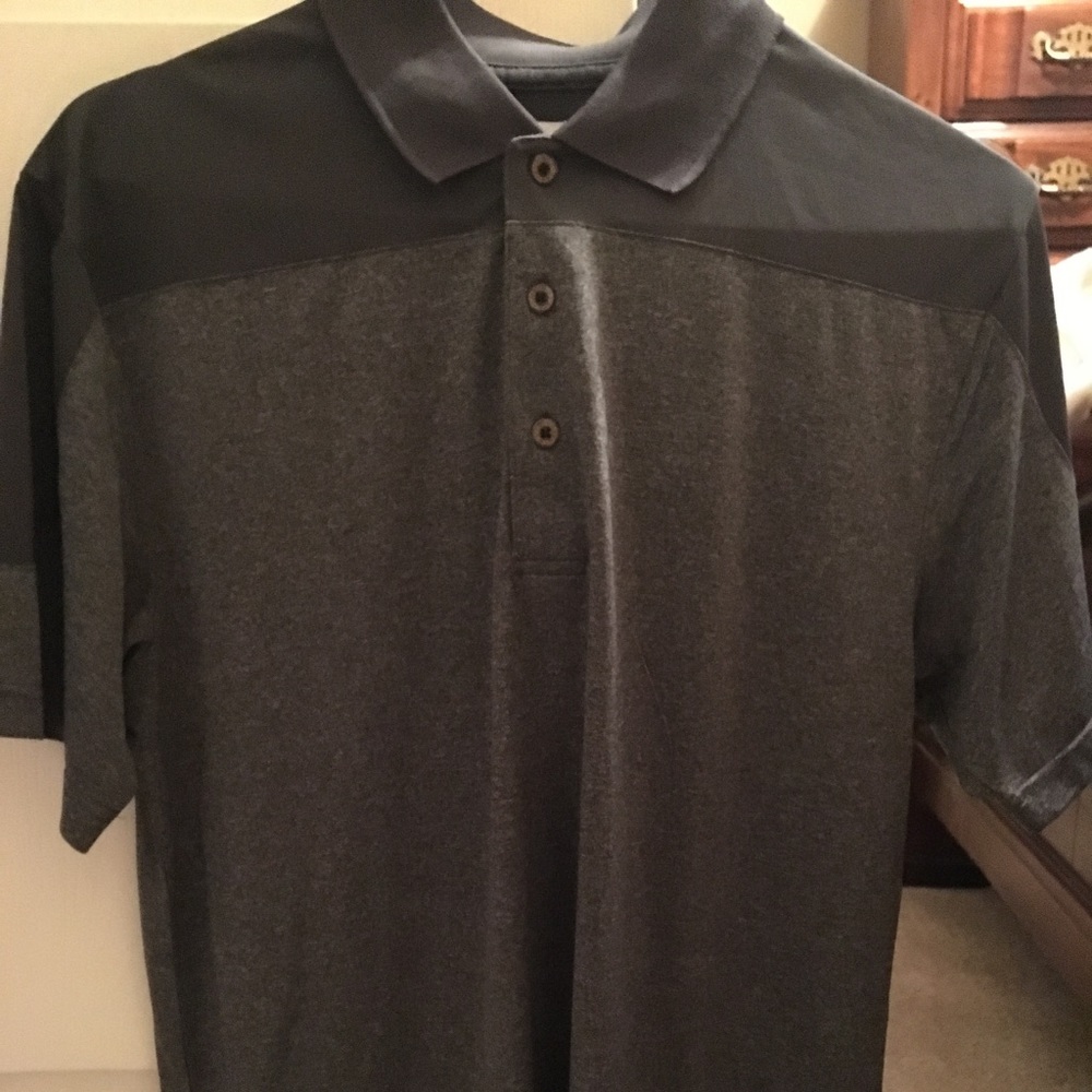NWOT MENS SHORT SLEEVE SHIRT