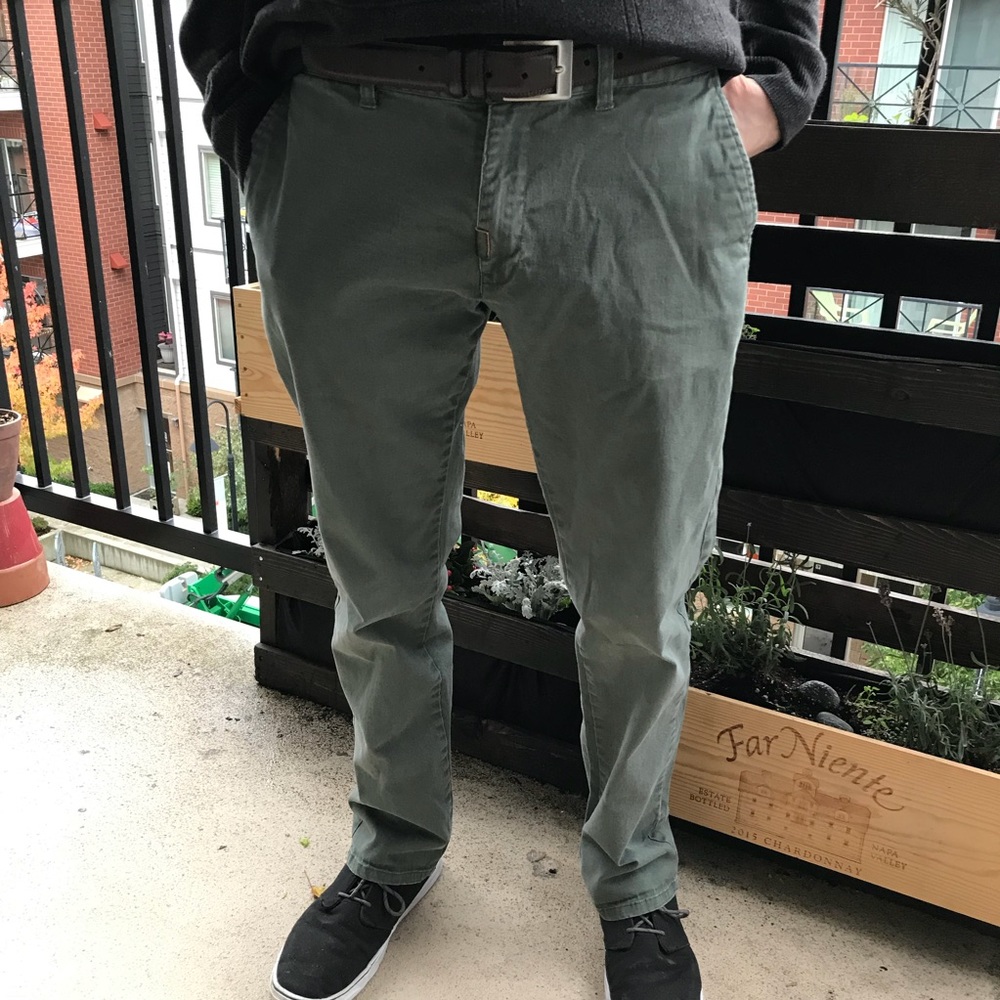 LRG men’s olive green pants / jeans 32 waist