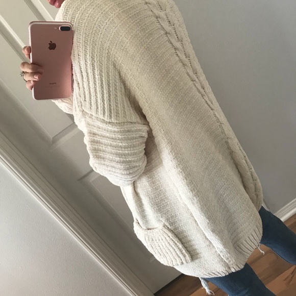 MRSALLIEXO— SOLD OUT - Picture 4 of 7