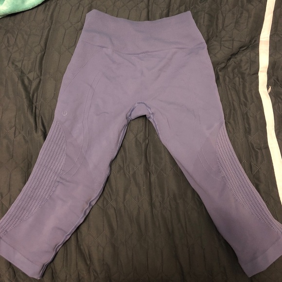 Lululemon leggings - Picture 2 of 4