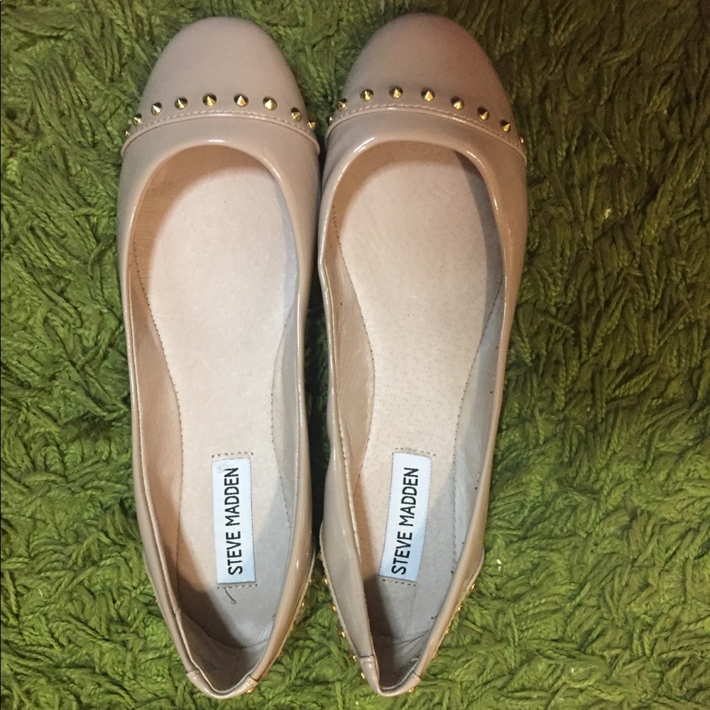 Steve Madden Nude Flats